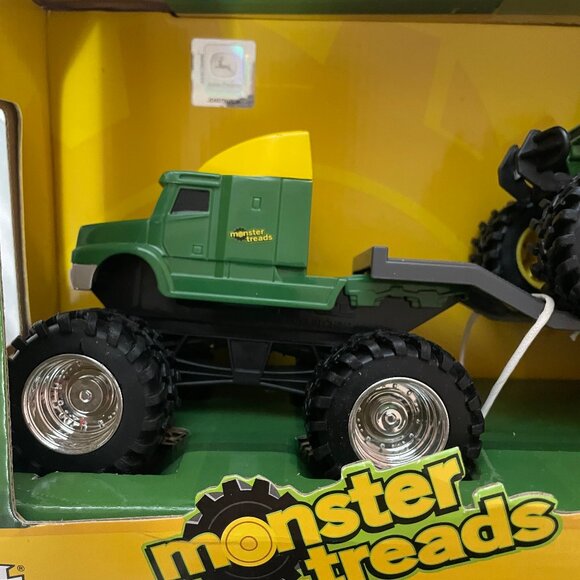NIB ERTL JOHN DEERE MONSTER TREAD SEMI HAULER W/ UTV GATOR 37584 Learning Curve - Picture 5 of 16